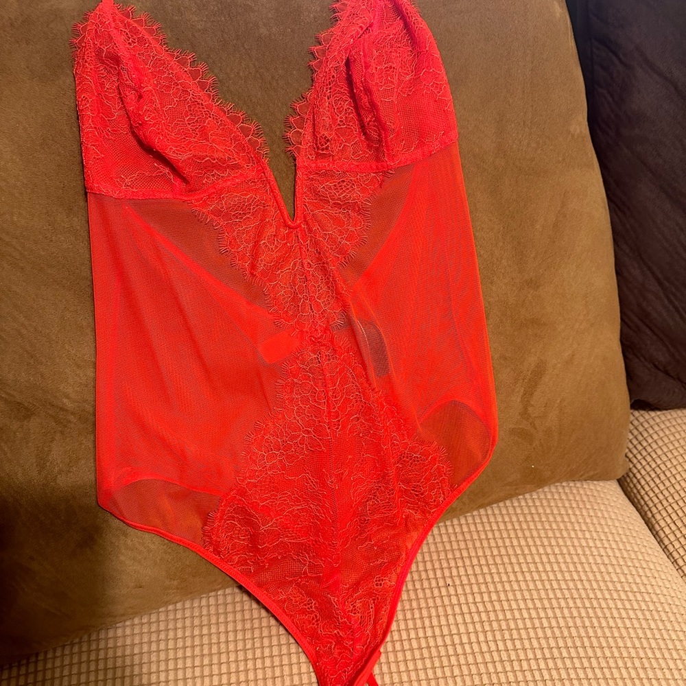 Victoria Secret Sexy Lingerie - Picture 4 of 6